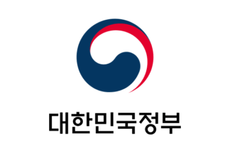 [Korean governmental flag]